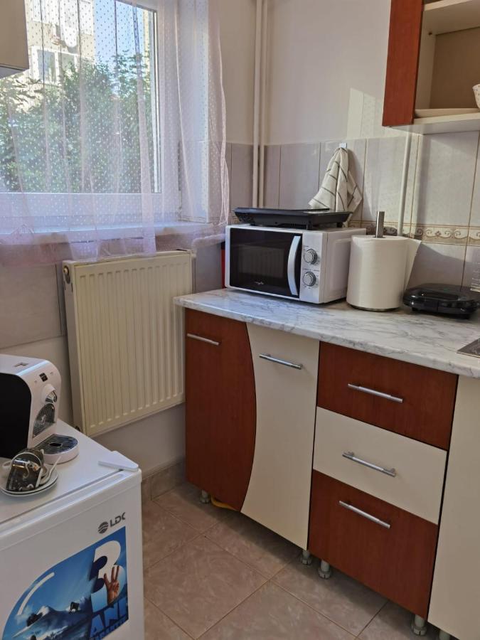 Focus Room Миеркуря Чук Екстериор снимка
